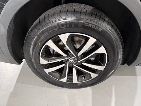 Used 2023 Volkswagen Tiguan S FWD image 11