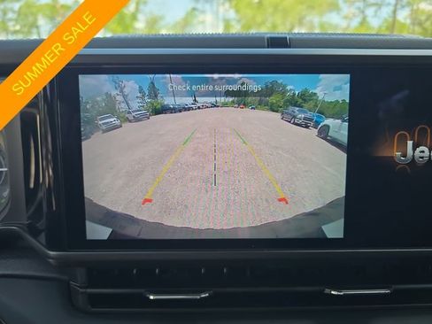 Used 2024 Jeep Wrangler Unlimited Rubicon 4xe AWD/4WD image 18