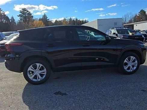 New 2026 Chevrolet Trax LS image 9