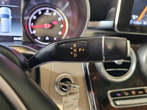 Used 2018 Mercedes-Benz GLC 300 image 27