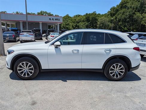 Used 2024 Mercedes-Benz GLC 300 4MATIC image 7