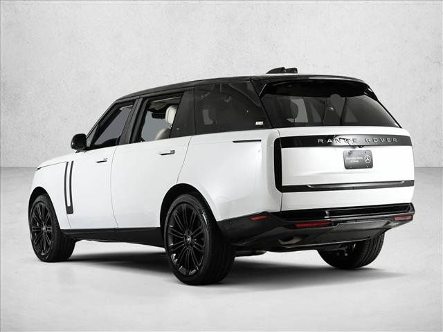 Used 2024 Land Rover Range Rover Long Wheelbase SE AWD/4WD image 8