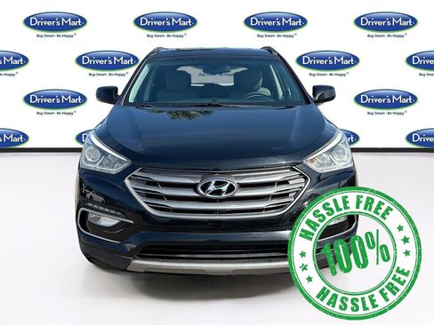 Used 2017 Hyundai Santa Fe Sport image 2