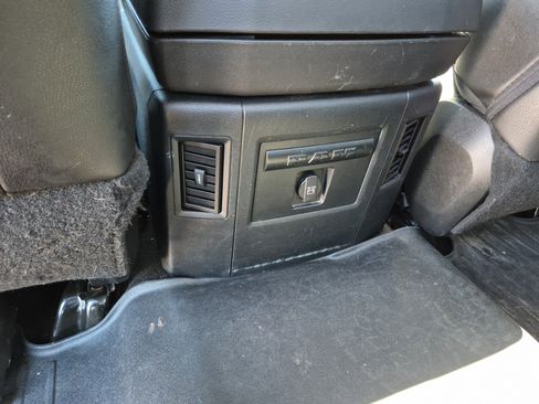 Used 2017 RAM 2500 Big Horn w/ Night Special Edition image 11