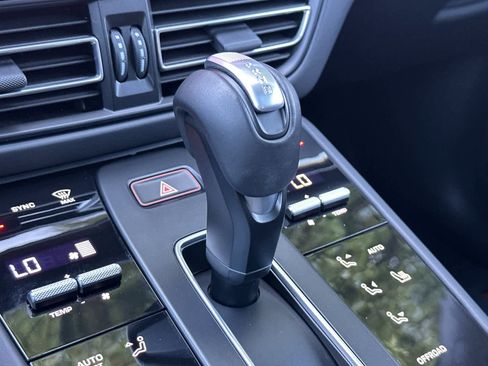 Certified 2026 Porsche Macan GTS AWD/4WD image 25