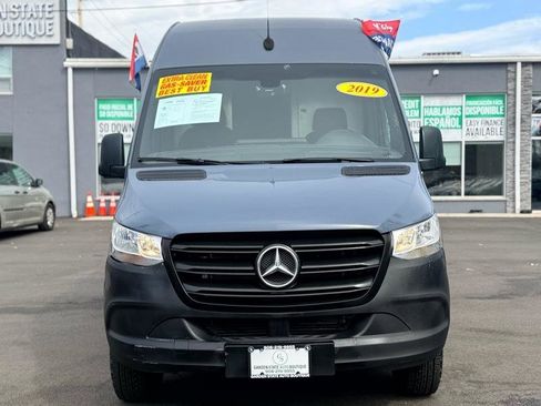 Used 2019 Mercedes-Benz Sprinter 144 image 2