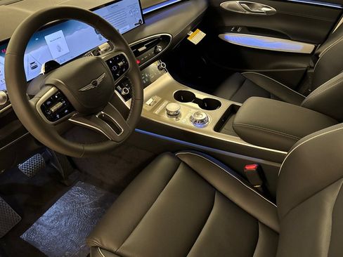 New 2026 Genesis GV70 2.5T Advanced AWD/4WD image 10