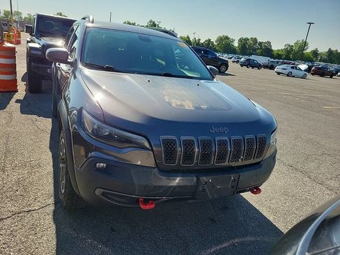 Used 2020 Jeep Cherokee Trailhawk w/ Cold Weather Group AWD/4WD image 7