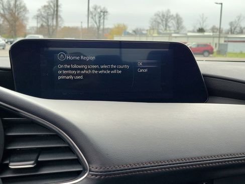 Used 2025 MAZDA MAZDA3 s image 26