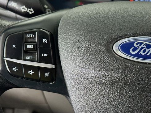 Used 2023 Ford Transit 350 XLT image 13