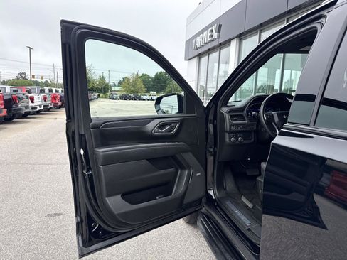 Used 2023 Chevrolet Tahoe RST w/ Luxury Package AWD/4WD image 12