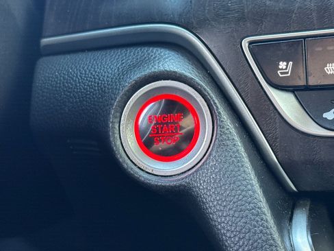 Certified 2018 Honda Accord Touring image 33