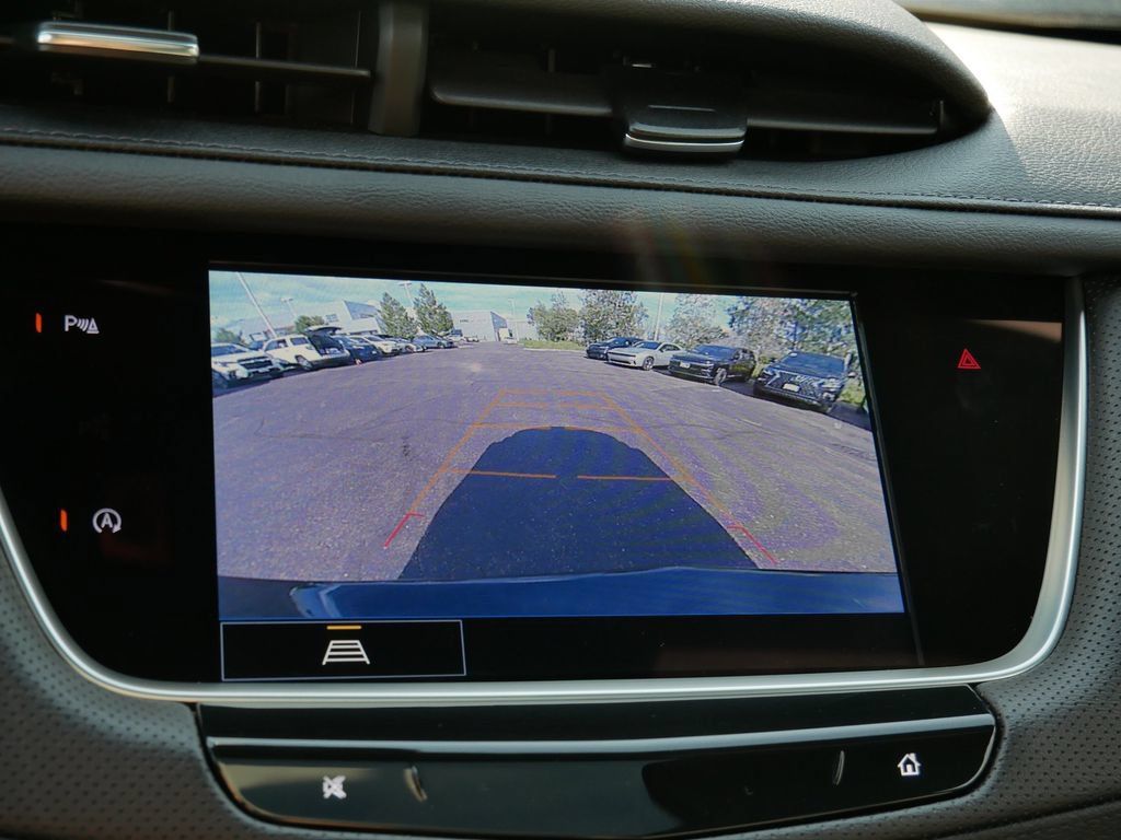 Used 2025 Cadillac XT5 Premium Luxury AWD/4WD image 28
