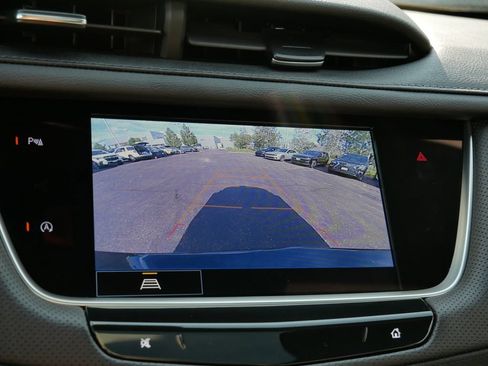 Used 2025 Cadillac XT5 Premium Luxury AWD/4WD image 28