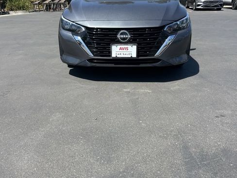 Used 2025 Nissan Sentra SV FWD image 4