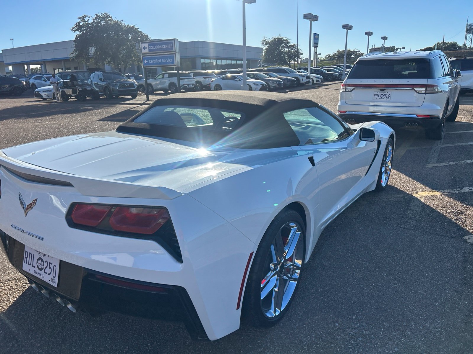 Used 2018 Chevrolet Corvette Stingray Convertible w/ 3LT Preferred Equipment Group RWD image 13