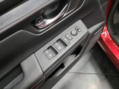 Certified 2025 Honda CR-V Sport image 14