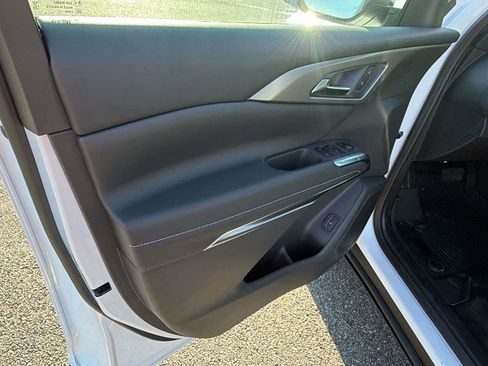 New 2026 Chevrolet Traverse LT image 11