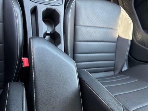 Used 2024 Volkswagen Jetta SE FWD image 20