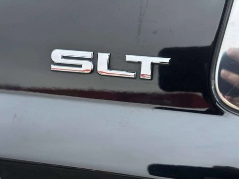 Used 2019 GMC Yukon XL SLT image 35