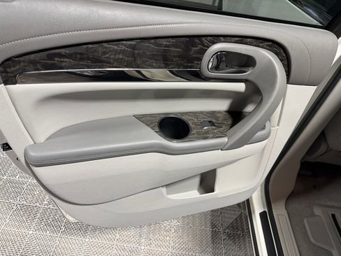 Used 2013 Buick Enclave Convenience w/ LPO, Cargo Convenience Pkg image 22