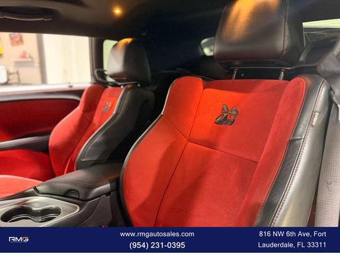Used 2022 Dodge Challenger R/T Scat Pack RWD image 11