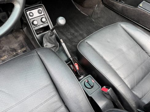 Used 1988 Porsche 911 Carrera image 28