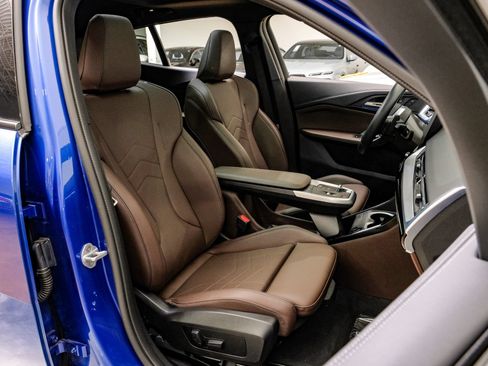 Used 2025 BMW X2 xDrive28i AWD/4WD image 37