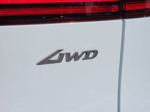 New 2026 Genesis GV70 2.5T Sport Prestige AWD/4WD image 8
