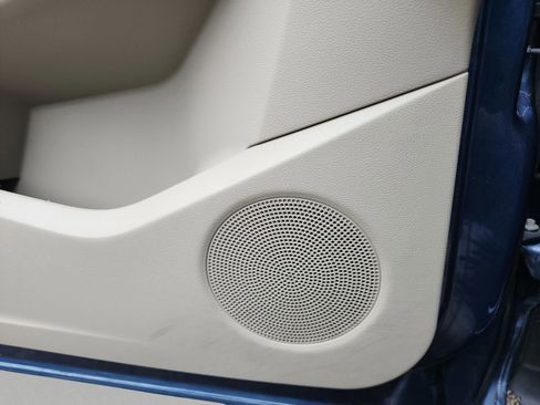 Used 2018 Ford Escape SEL image 26