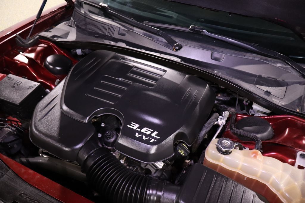 Used 2020 Dodge Charger SXT RWD image 30