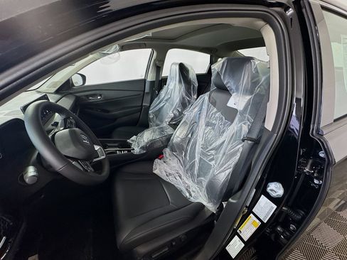 Used 2024 Honda Accord Touring image 6
