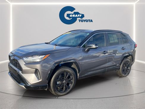 Used 2022 Toyota RAV4 XSE w/ XSE Grade Weather Package image 2