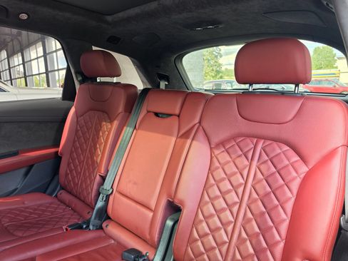 Used 2022 Audi SQ7 Prestige w/ Prestige Package AWD/4WD image 7