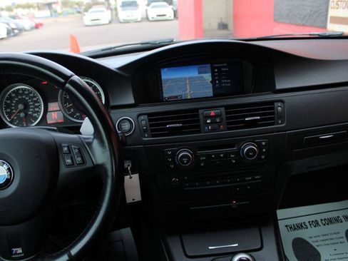 Used 2012 BMW M3 Convertible w/ Premium Pkg RWD image 23