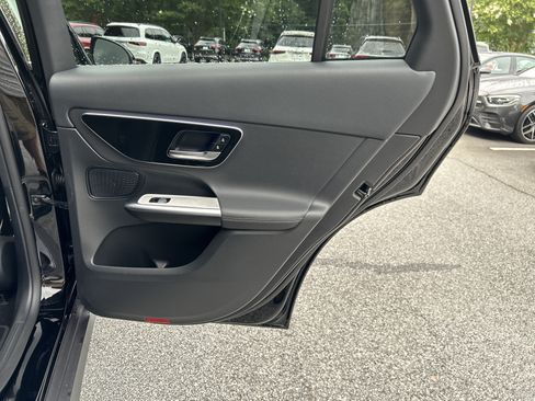 Certified 2026 Mercedes-Benz GLC 300 4MATIC image 41