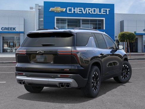 New 2027 Chevrolet Traverse Z71 w/ Driver Confidence Package AWD/4WD image 4
