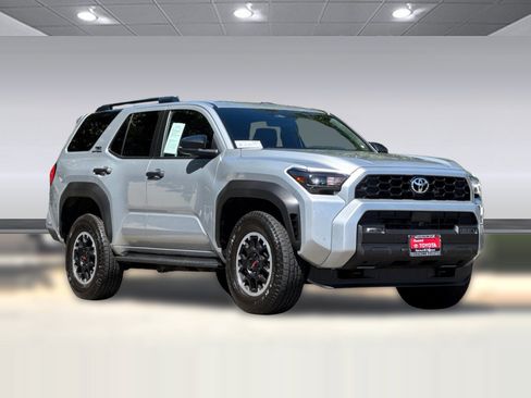 Used 2025 Toyota 4Runner TRD Off-Road AWD/4WD image 7