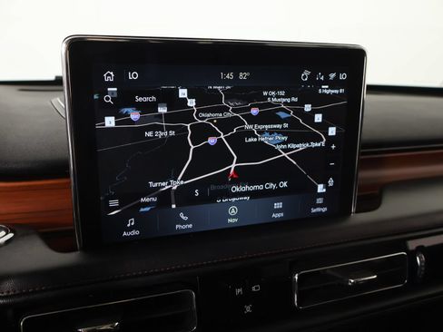 Used 2023 Lincoln Aviator Reserve w/ Equipment Group 201A AWD/4WD image 7