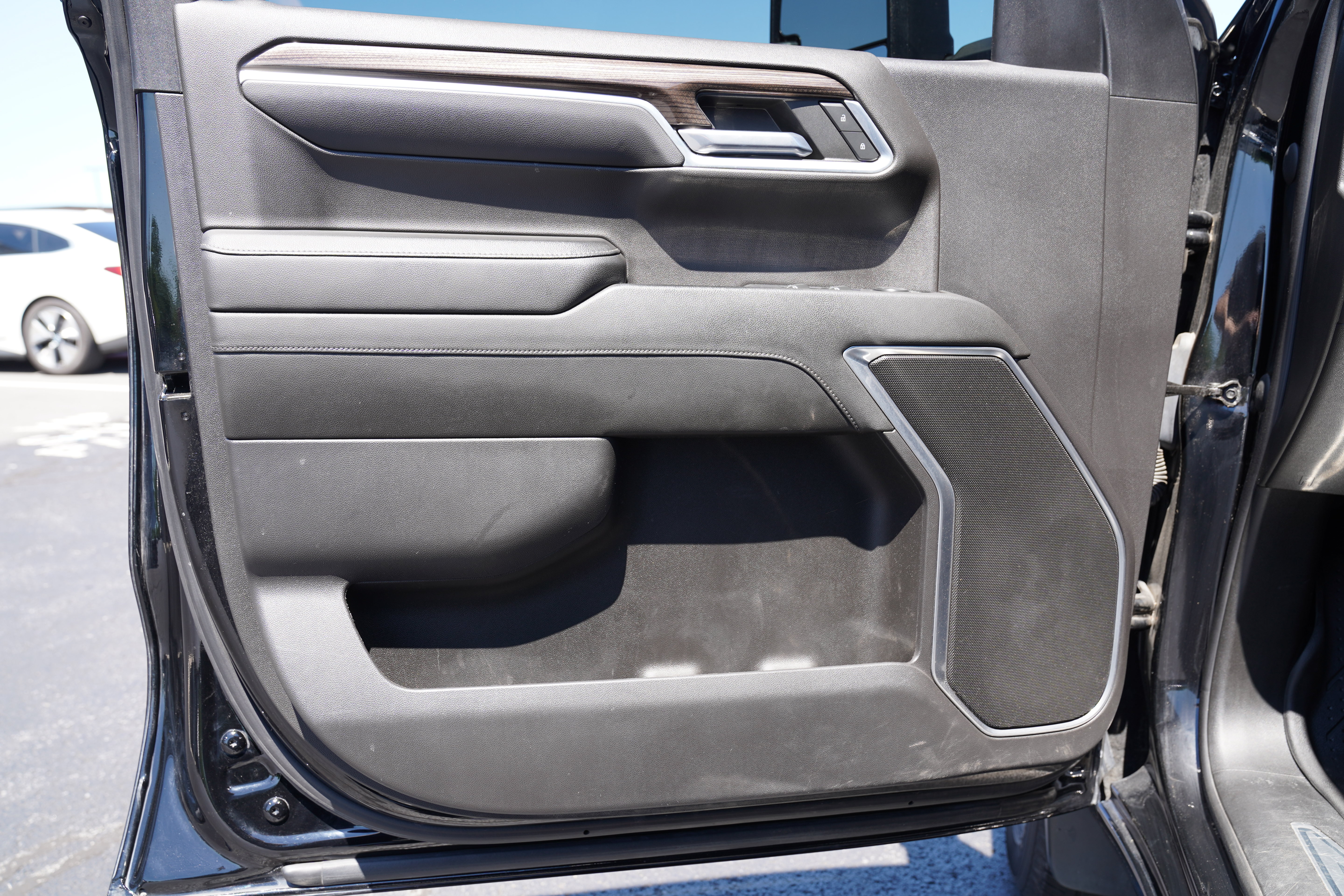 Used 2022 Chevrolet Silverado 1500 RST AWD/4WD image 15