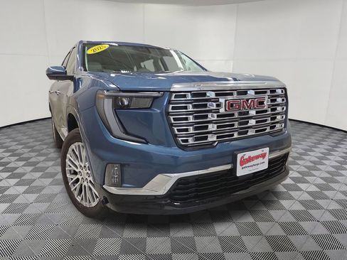 Used 2025 GMC Acadia Denali w/ LPO, Floor Liner Package AWD/4WD image 2
