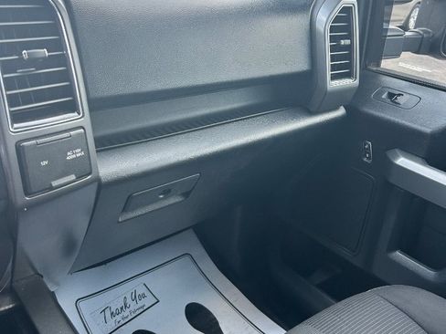 Used 2017 Ford F150 XLT w/ Equipment Group 302A Luxury AWD/4WD image 17