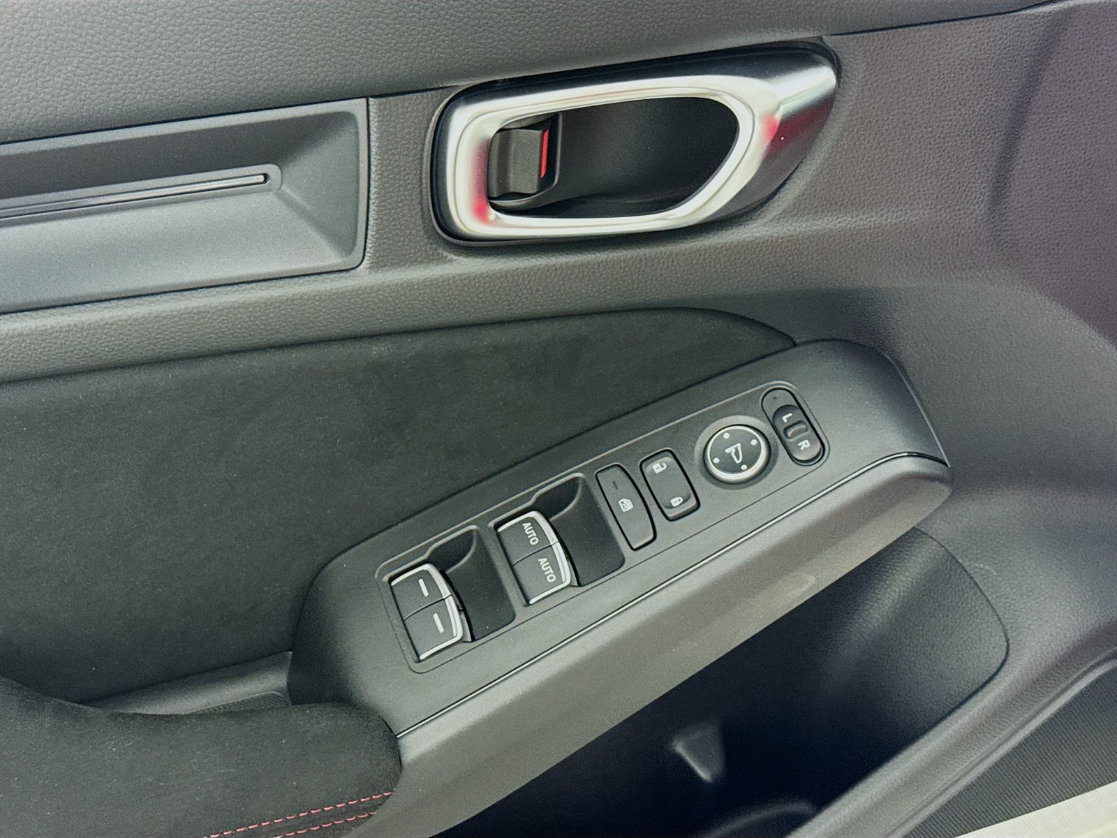 Used 2025 Honda Civic Type R image 28