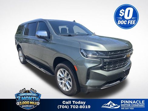 Used 2024 Chevrolet Suburban Premier AWD/4WD image 1