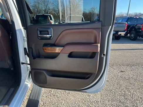 Used 2016 Chevrolet Silverado 1500 High Country w/ High Country Premium Package image 18