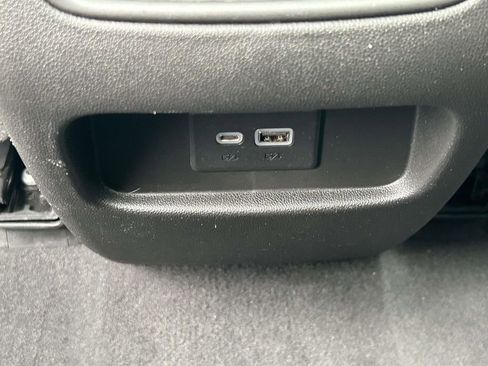 Used 2020 Cadillac XT5 Sportv w/ LPO, Floor Liner Package AWD/4WD image 13