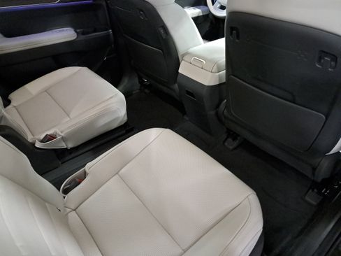 Used 2024 Hyundai Santa Fe Calligraphy image 11