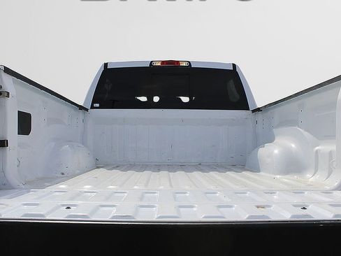 Used 2025 RAM 1500 Laramie image 14