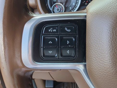 Used 2019 RAM 2500 Laramie AWD/4WD image 17