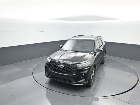 New 2026 Ford Explorer ST-Line w/ ST-Line Street Pack image 25